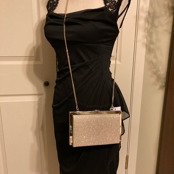 Expressions NYC gold crossbody/clutch evening bag - Picture 2 of 8